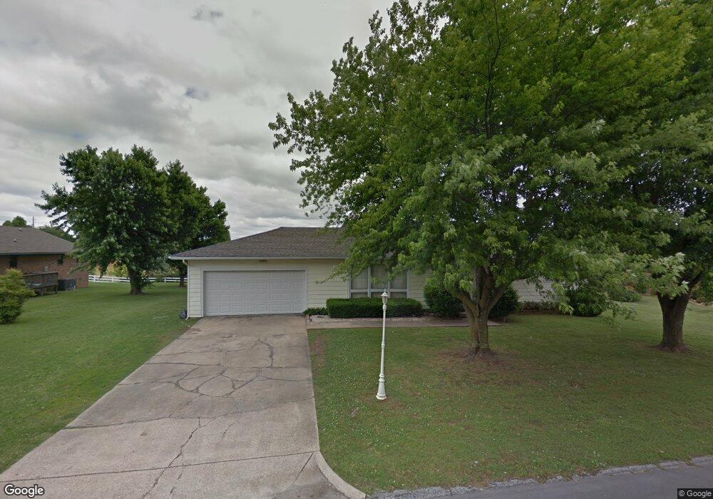 103 Rosewood Dr, Paragould, AR 72450 - photo 1