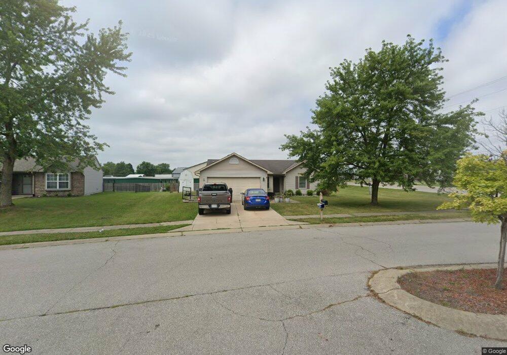 8 Meadow Creek Blvd E, Whiteland, IN 46184 - photo 1