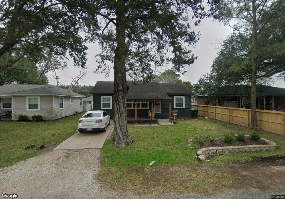 123 Whitson St, Alvin, TX 77511 - photo 1