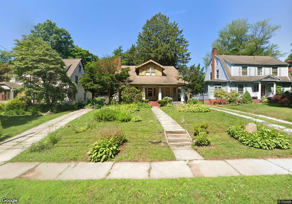 127 Ridgefield St, Hartford, CT 06112 - photo 1