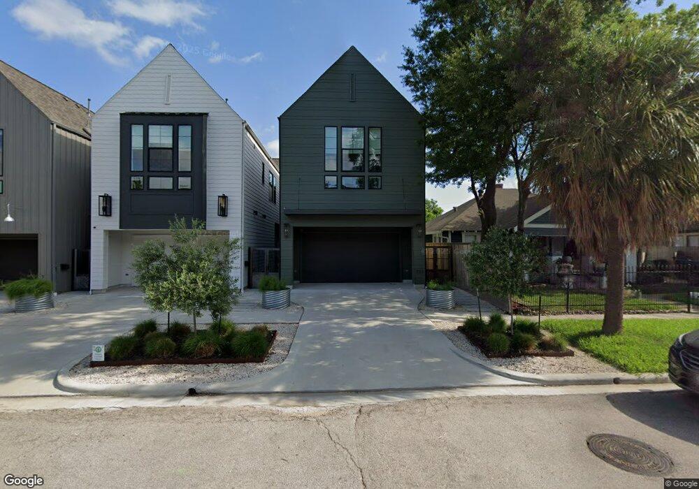 723 E 6th 1/2 St, Houston, TX 77007 - photo 1