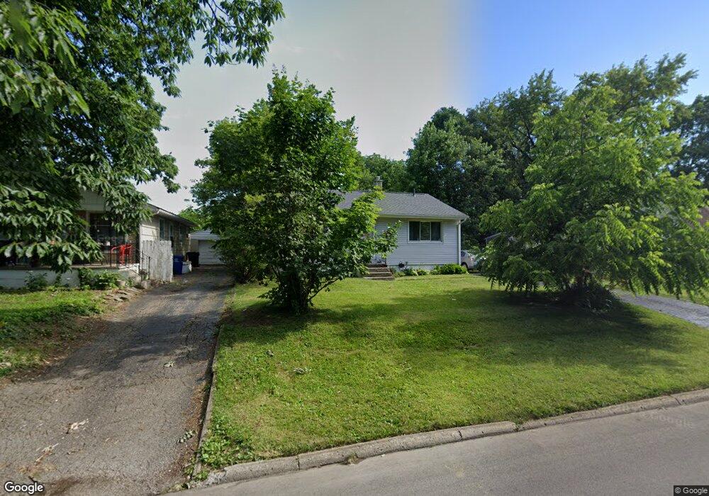 1206 Acton Rd, Columbus, OH 43224 - photo 1