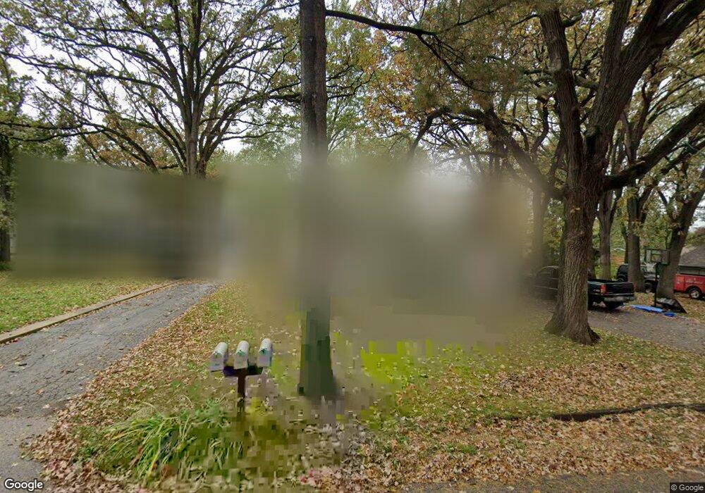 311 Oakleaf Rd, Lake In the Hills, IL 60156 - photo 1