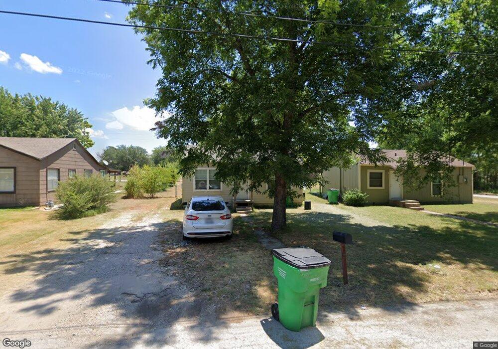 804 Gladney St, Gainesville, TX 76240 - photo 1