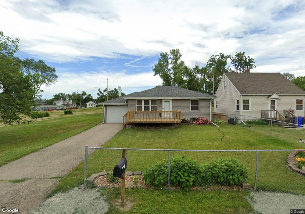 1218 22nd Ave SW, Cedar Rapids, IA 52404 - photo 1
