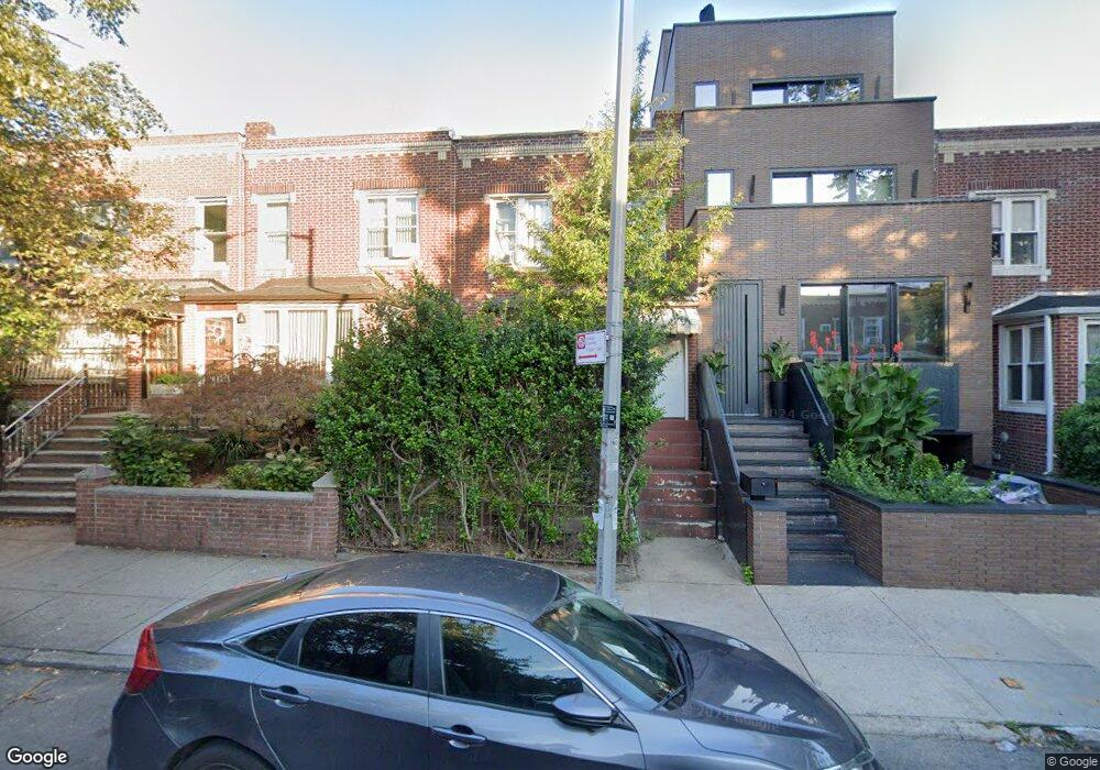 2514 37th St, Astoria, NY 11103 - photo 1