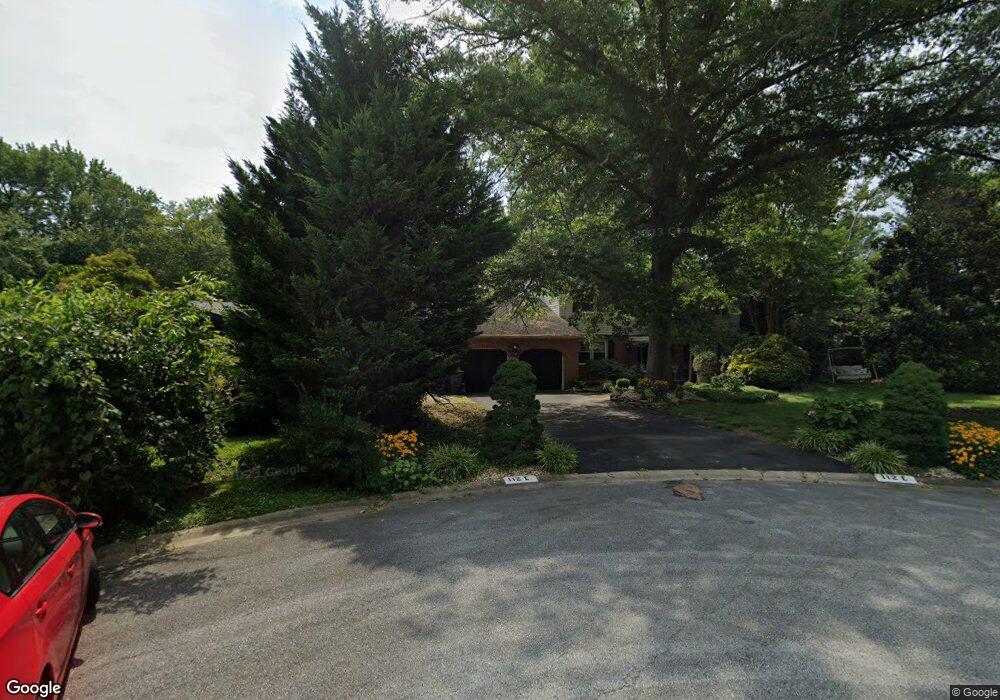 112 E Sutton Place, Wilmington, DE 19810 - photo 1