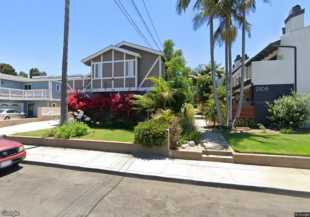 2110 Rockefeller Ln unit 3, Redondo Beach, CA 90278 - photo 1