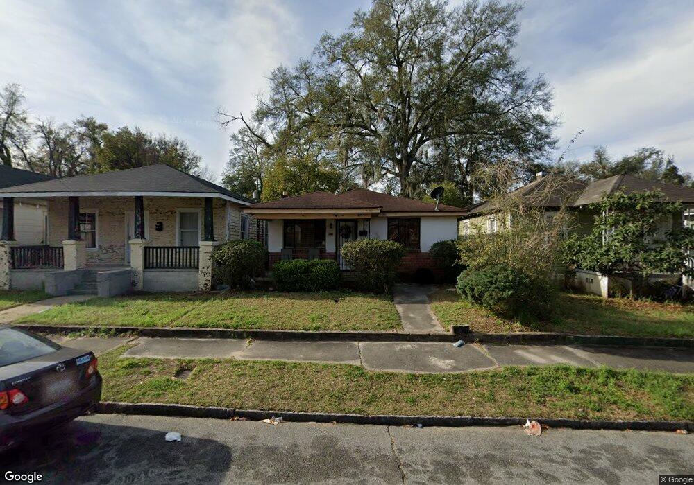 935 W 38th St, Savannah, GA 31415 - photo 1