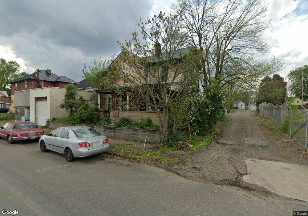 315 N 5th St, Coshocton, OH 43812 - photo 1