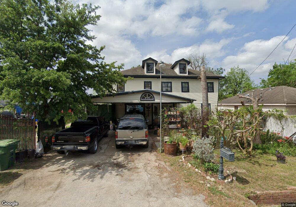 1305 De Boll St, Houston, TX 77022 - photo 1