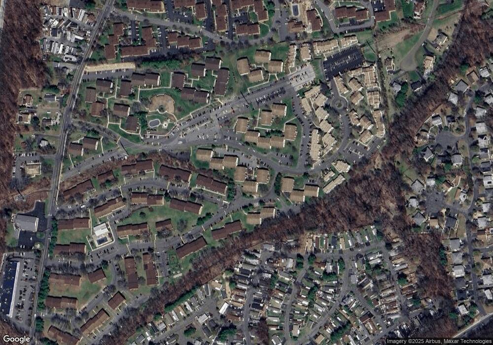 312 Country Club Ln unit 312, Pomona, NY 10970 - photo 1