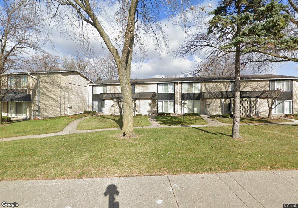 8287 Kennedy Cir, Warren, MI 48093 - photo 1