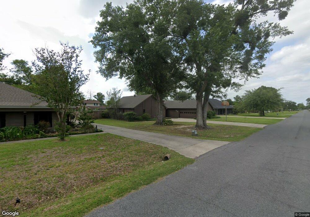 4800 E Quail Hollow Dr, Lake Charles, LA 70605 - photo 1
