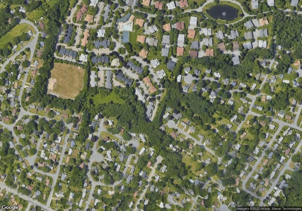 807 Williamsburg Cir unit CIR, Warwick, RI 02886 - photo 1