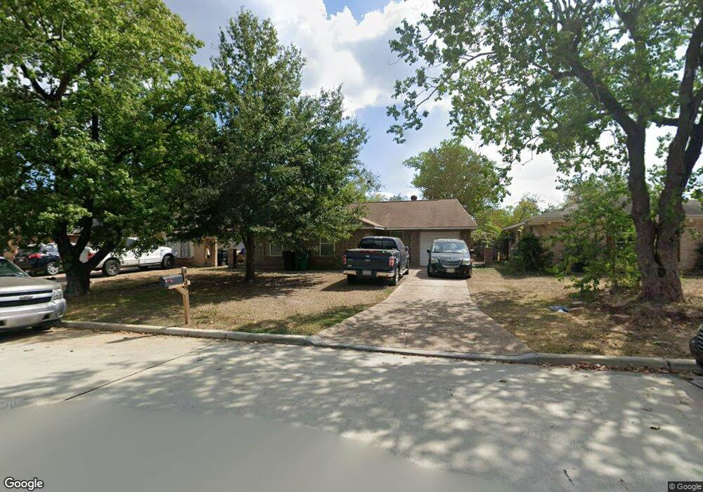 6435 Oaknut Dr, Houston, TX 77088 - photo 1