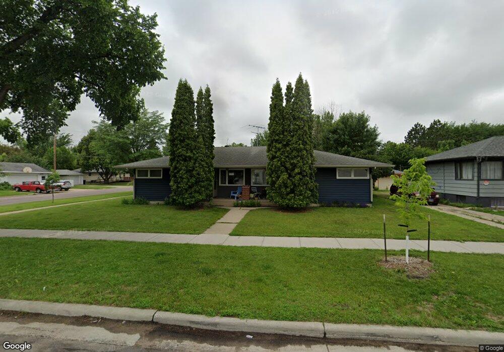 2502 8th St N, Fargo, ND 58102 - photo 1