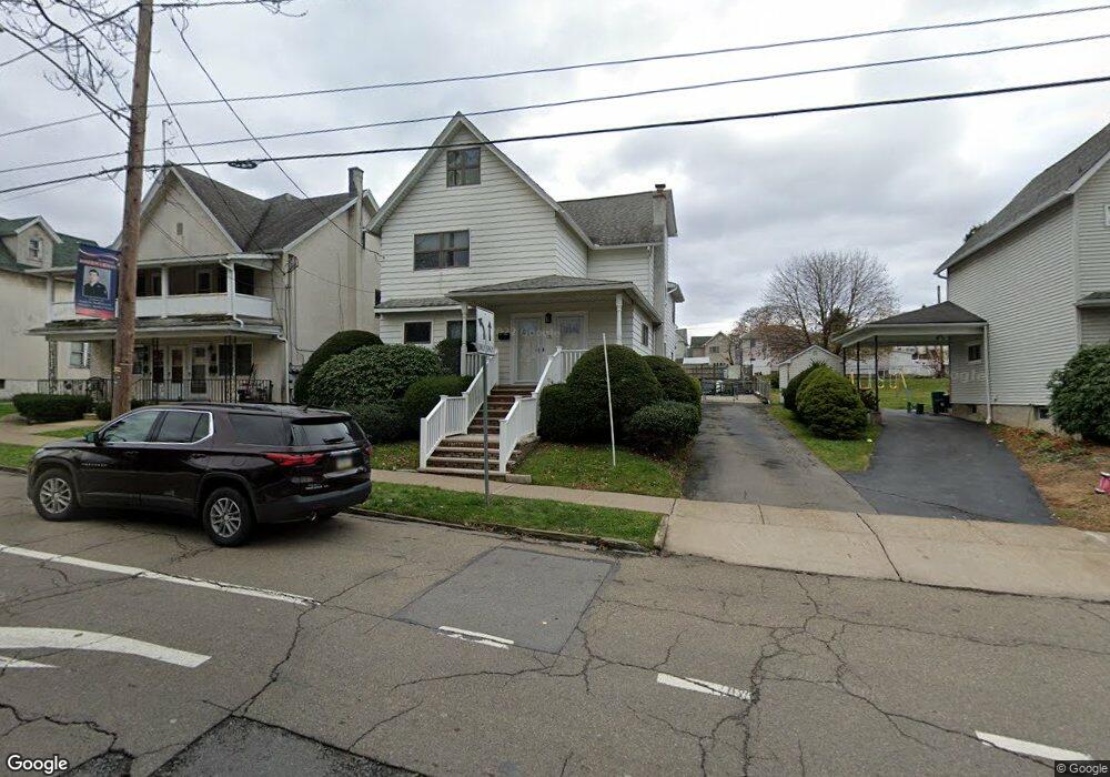 111 W Warren St, Dunmore, PA 18512 - photo 1