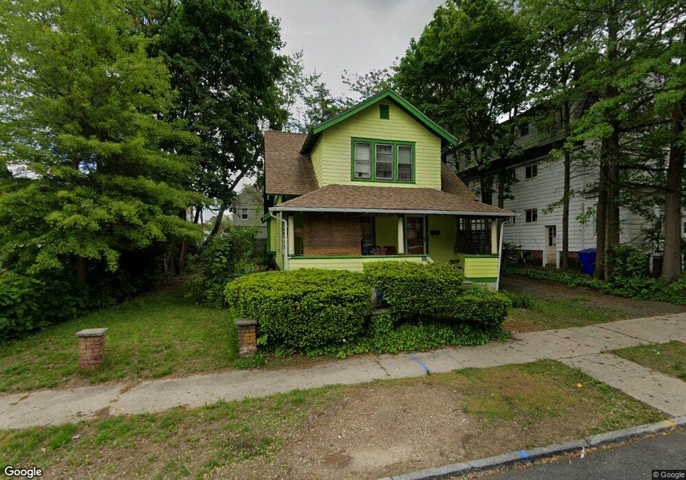 201 Dunmoreland St, Springfield, MA 01109 - photo 1