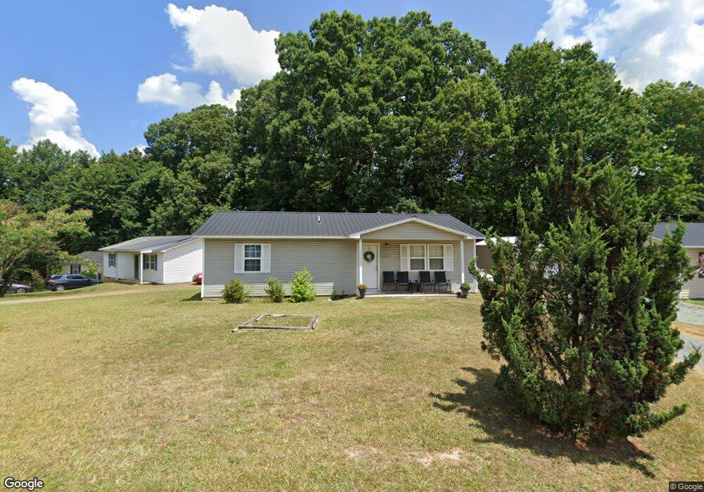 1004 Breeze Way Ct, Asheboro, NC 27203 - photo 1