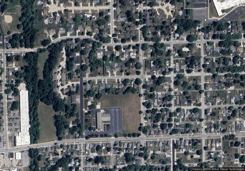 611 E 3rd St, Auburn, IN 46706 - photo 1