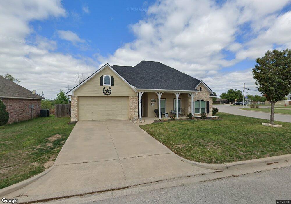 602 Elizabeth Place, Weatherford, TX 76086 - photo 1