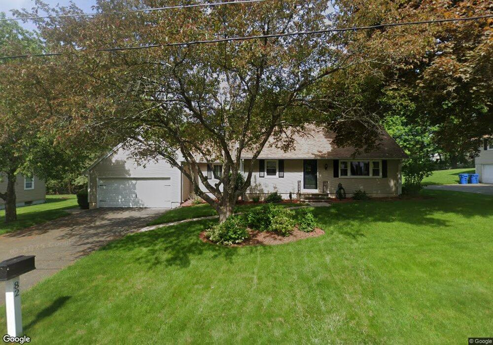 82 Larivee Ln, West Springfield, MA 01089 - photo 1