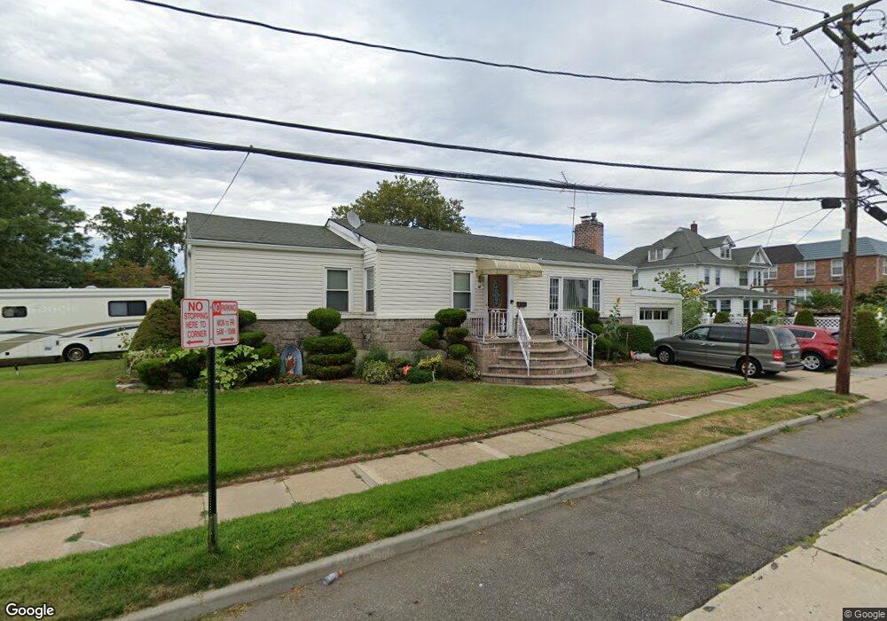 47 Noble St, Lynbrook, NY 11563 - photo 1