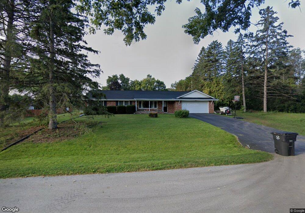 N78W14983 Pueblo St, Menomonee Falls, WI 53051 - photo 1