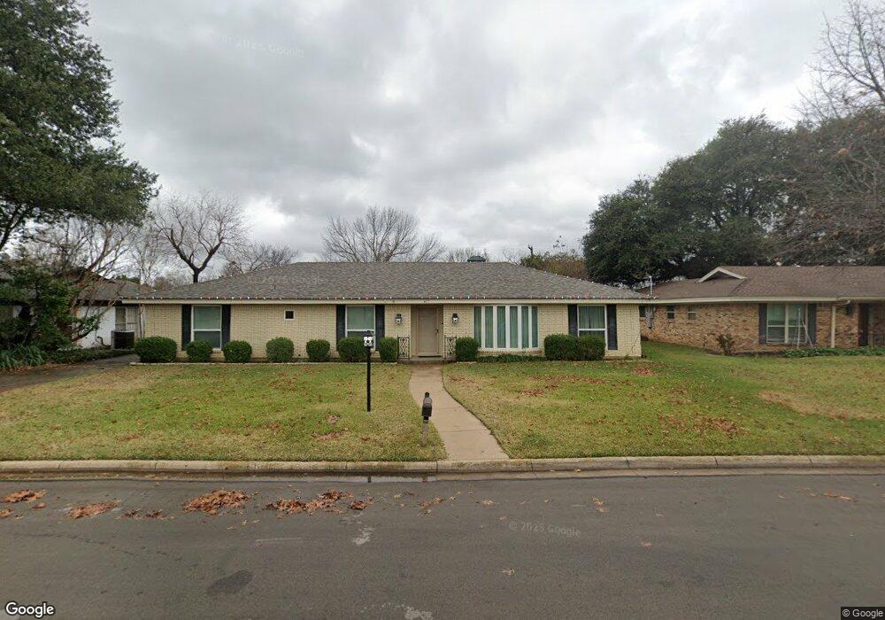 417 Brookview Dr, Hurst, TX 76054 - photo 1