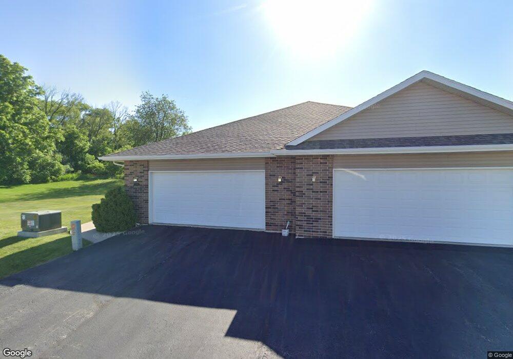1448 Asbury Ln, Waterloo, IA 50701 - photo 1