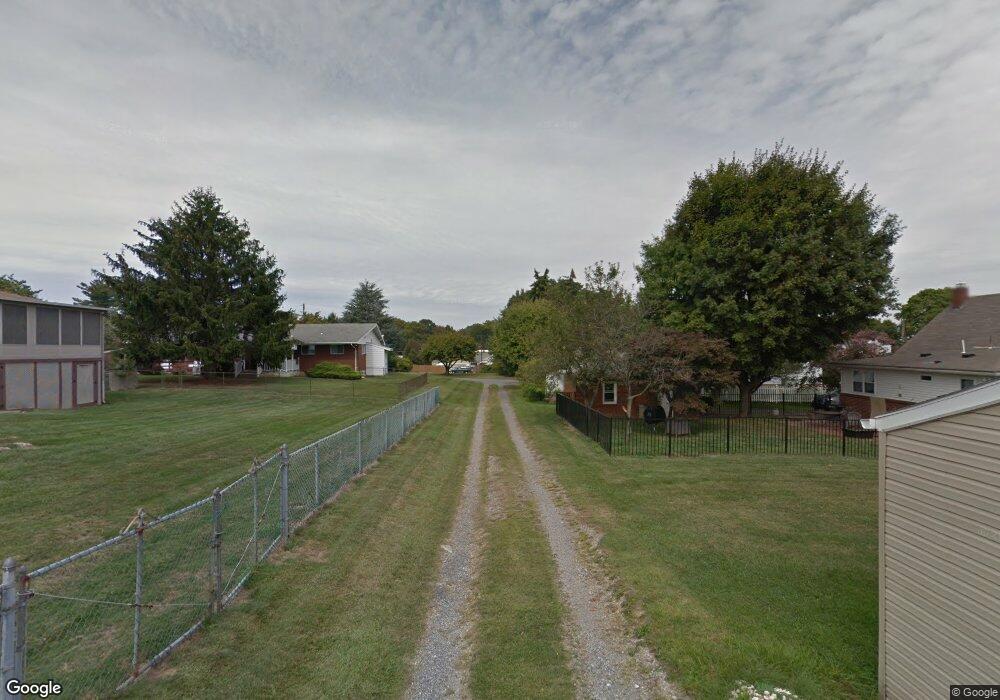 1029 Blair St, Freemansburg, PA 18017 - photo 1