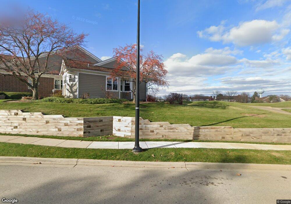 961 Interloch Ct, Algonquin, IL 60102 - photo 1