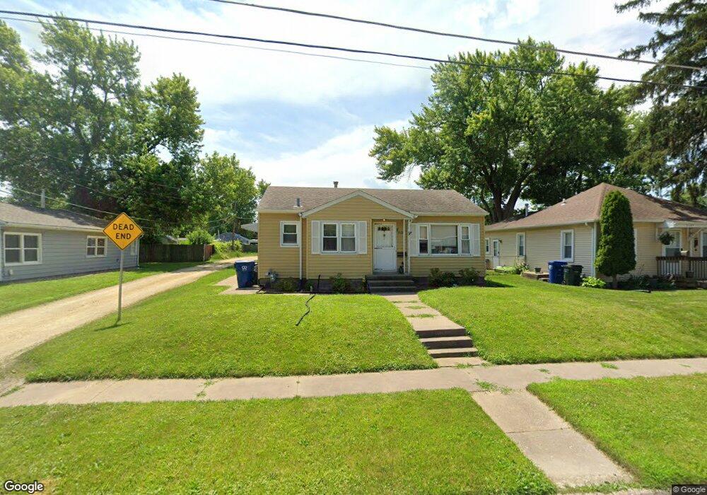 3121 Diehn Ave, Davenport, IA 52802 - photo 1