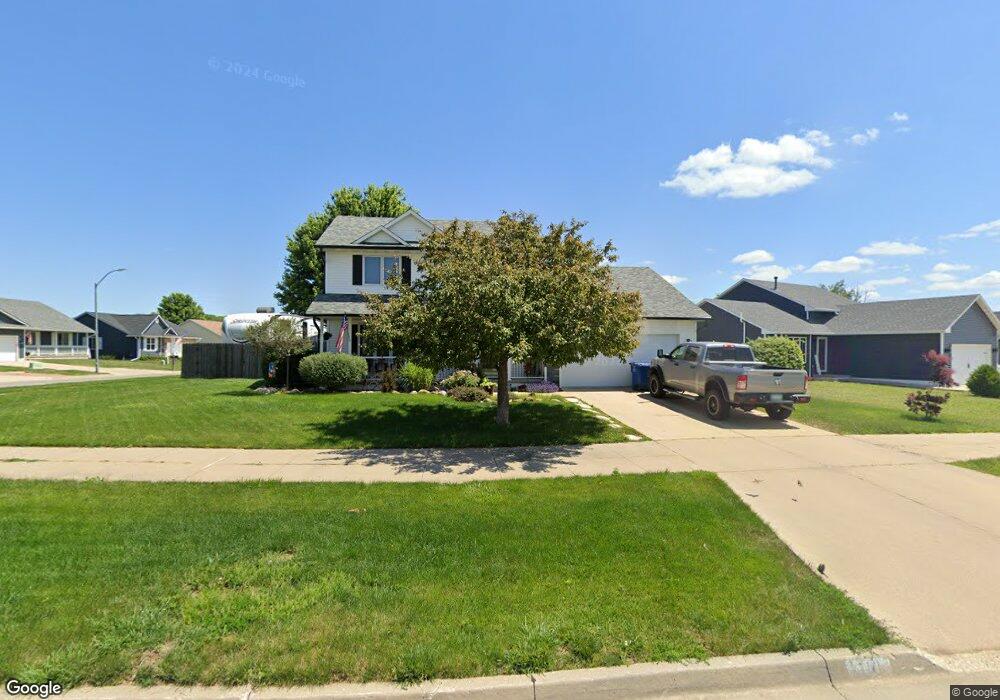 2701 River Ridge Rd, Des Moines, IA 50320 - photo 1