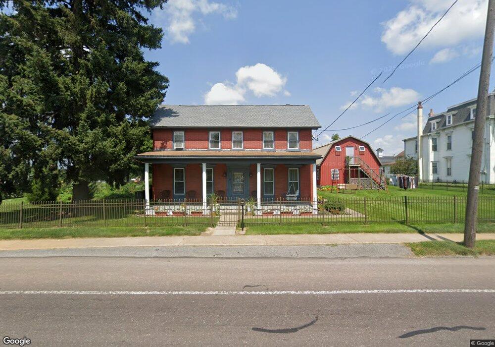 155 E Main St, Leola, PA 17540 - photo 1