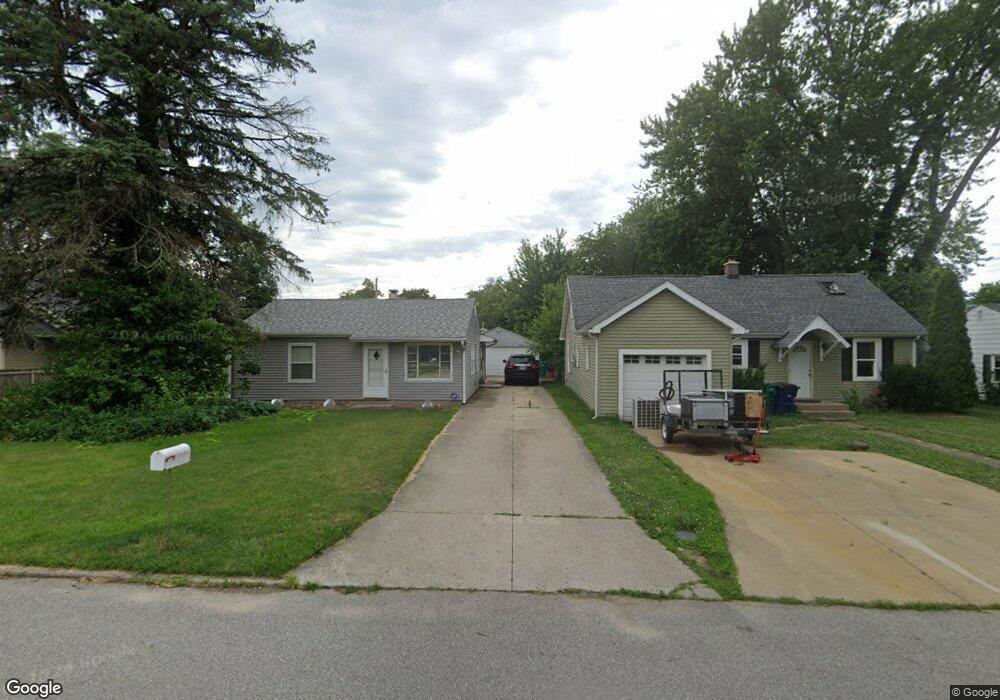 1704 Hillcrest St, La Porte, IN 46350 - photo 1