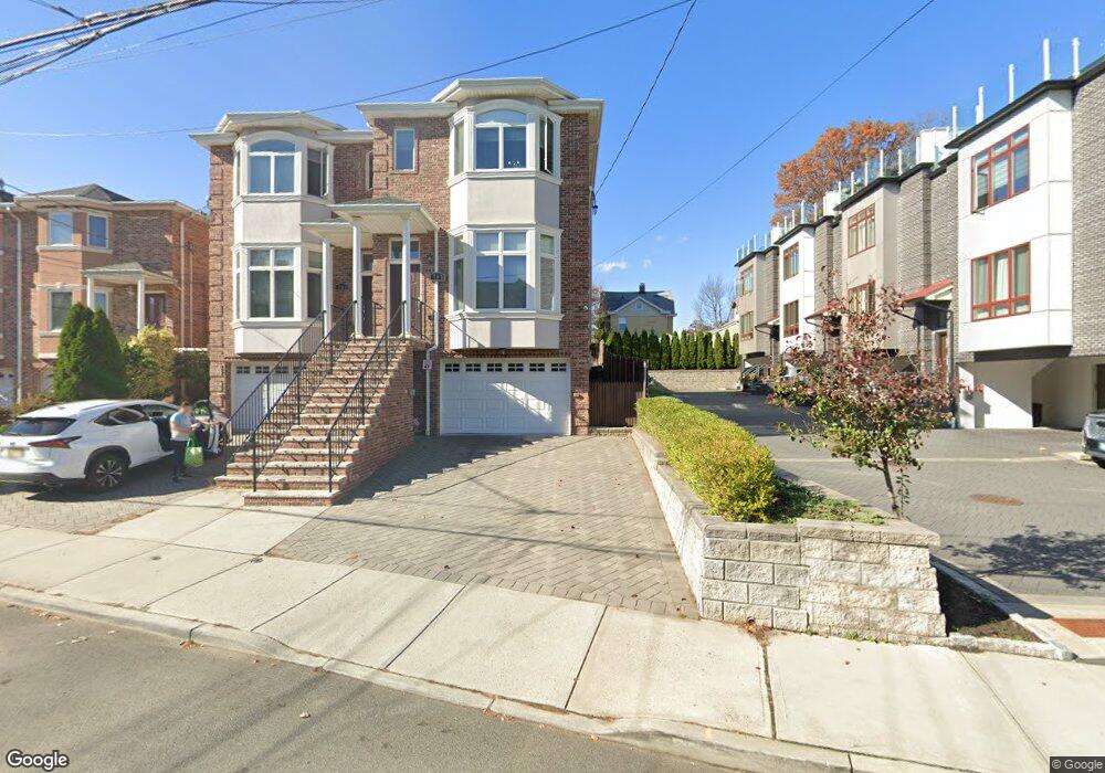 801A Edgewood Ln unit A, Fort Lee, NJ 07024 - photo 1