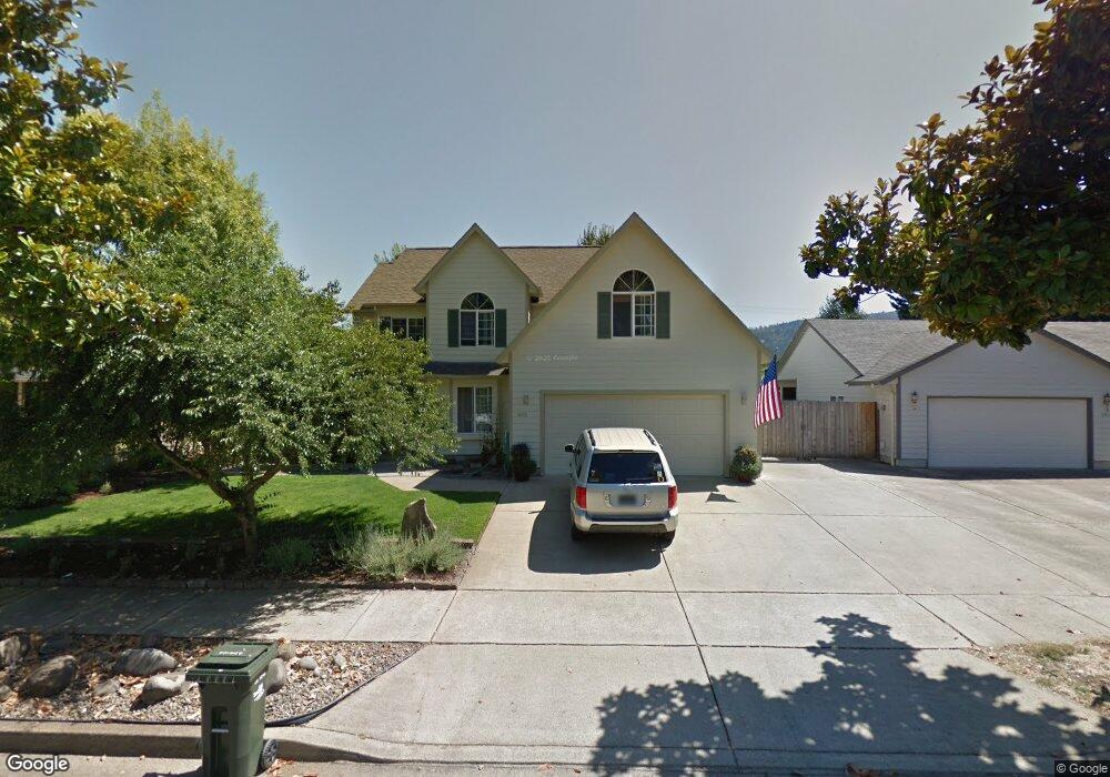 605 68th Place, Springfield, OR 97478 - photo 1