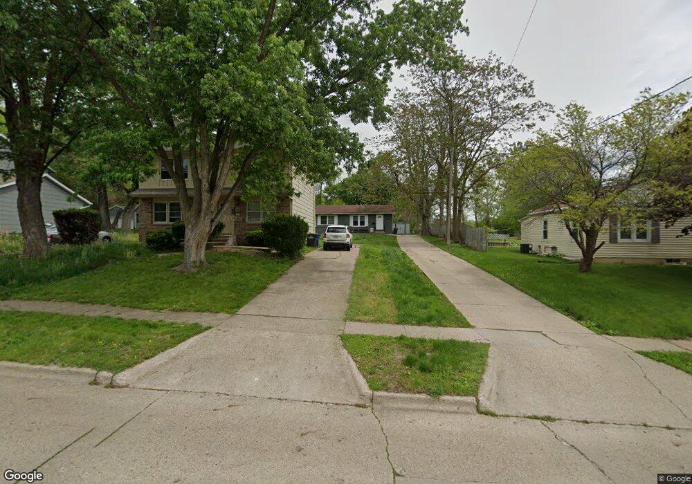 3213 61st St, Des Moines, IA 50322 - photo 1