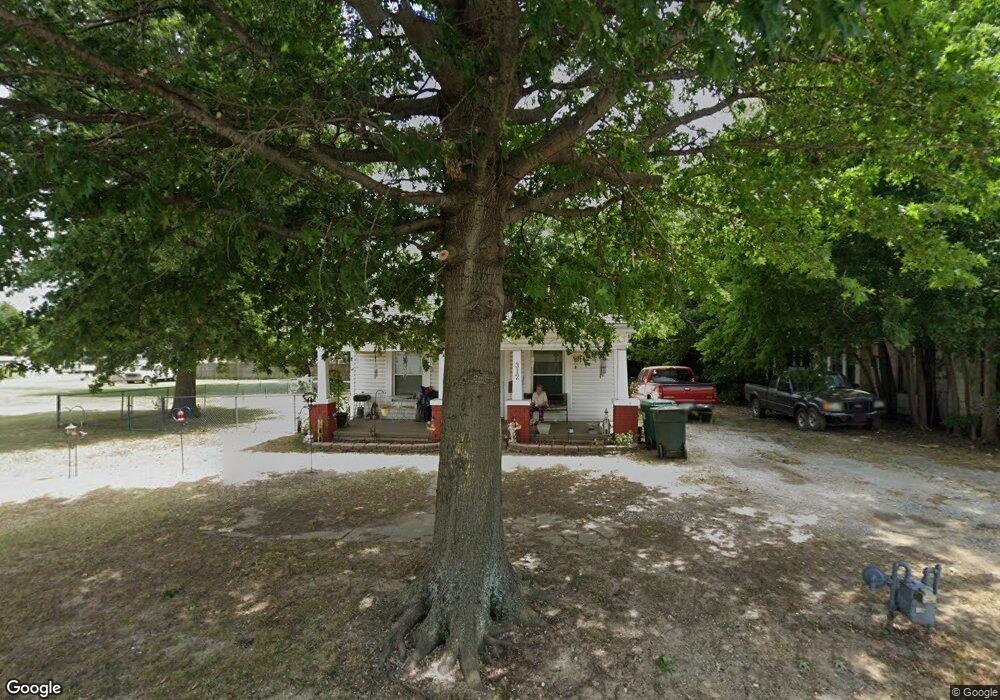 312 E 3rd St, Skiatook, OK 74070 - photo 1