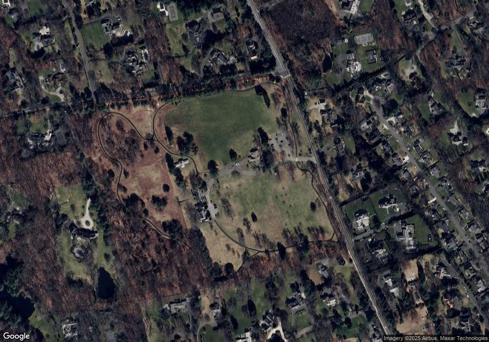 302 Gramercy Park, New Canaan, CT 06840 - photo 1