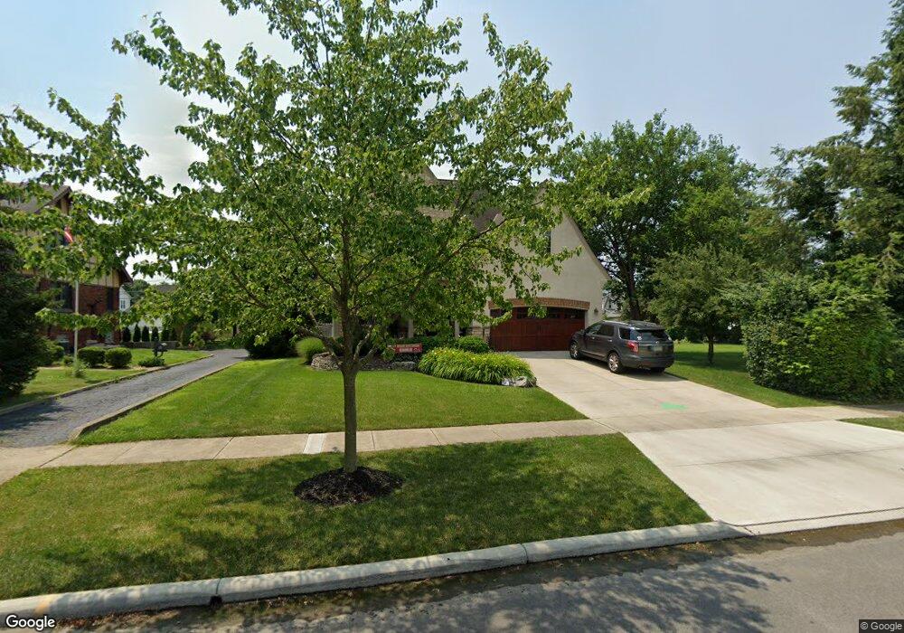 223 Acton Rd, Columbus, OH 43214 - photo 1