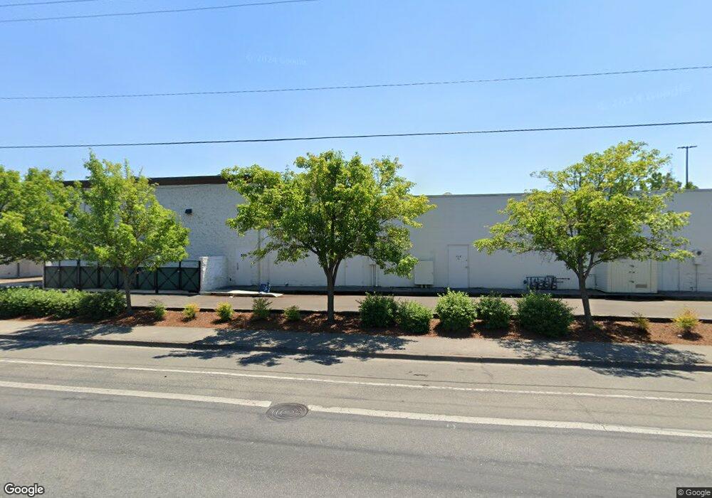 822 NE E St unit B, Grants Pass, OR 97526 - photo 1