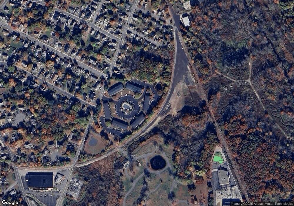 5 Pheasant Cir, Milford, MA 01757 - photo 1