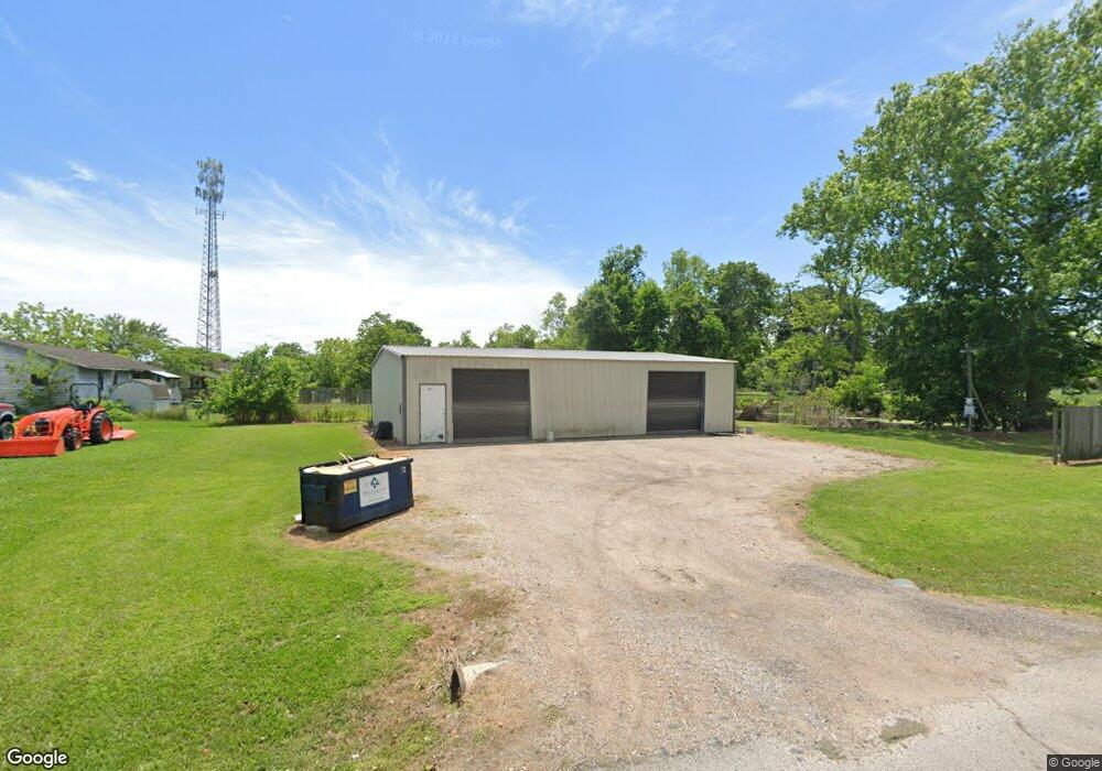 230 E Pleasant St, Brazoria, TX 77422 - photo 1