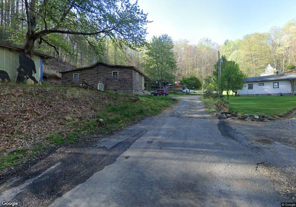 927 Bradford Rd, Burnsville, NC 28714 - photo 1