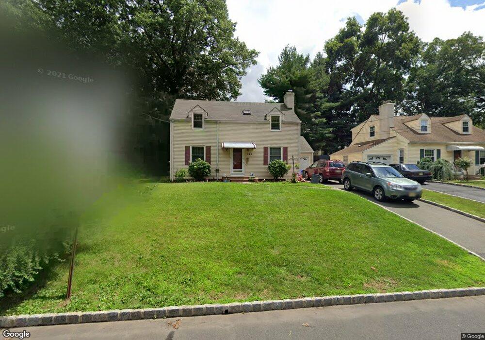 325 Huntington Rd, Union, NJ 07083 - photo 1