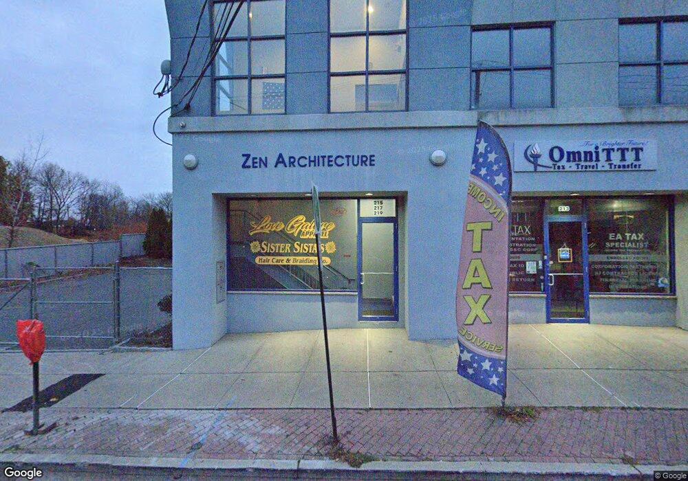 217 Jefferson Ave, Elizabeth, NJ 07201 - photo 1