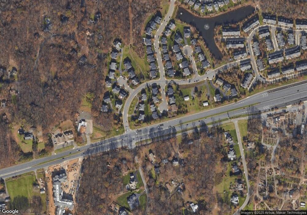 4904 Finchem Ct, Fairfax, VA 22030 - photo 1